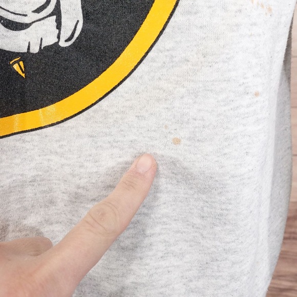 VINTAGE BULLDOG BASKETBALL PURE DAWG USA MADE RUSSELL ATHLETIC SWEATSHIRT SZ M - Picture 7 of 8